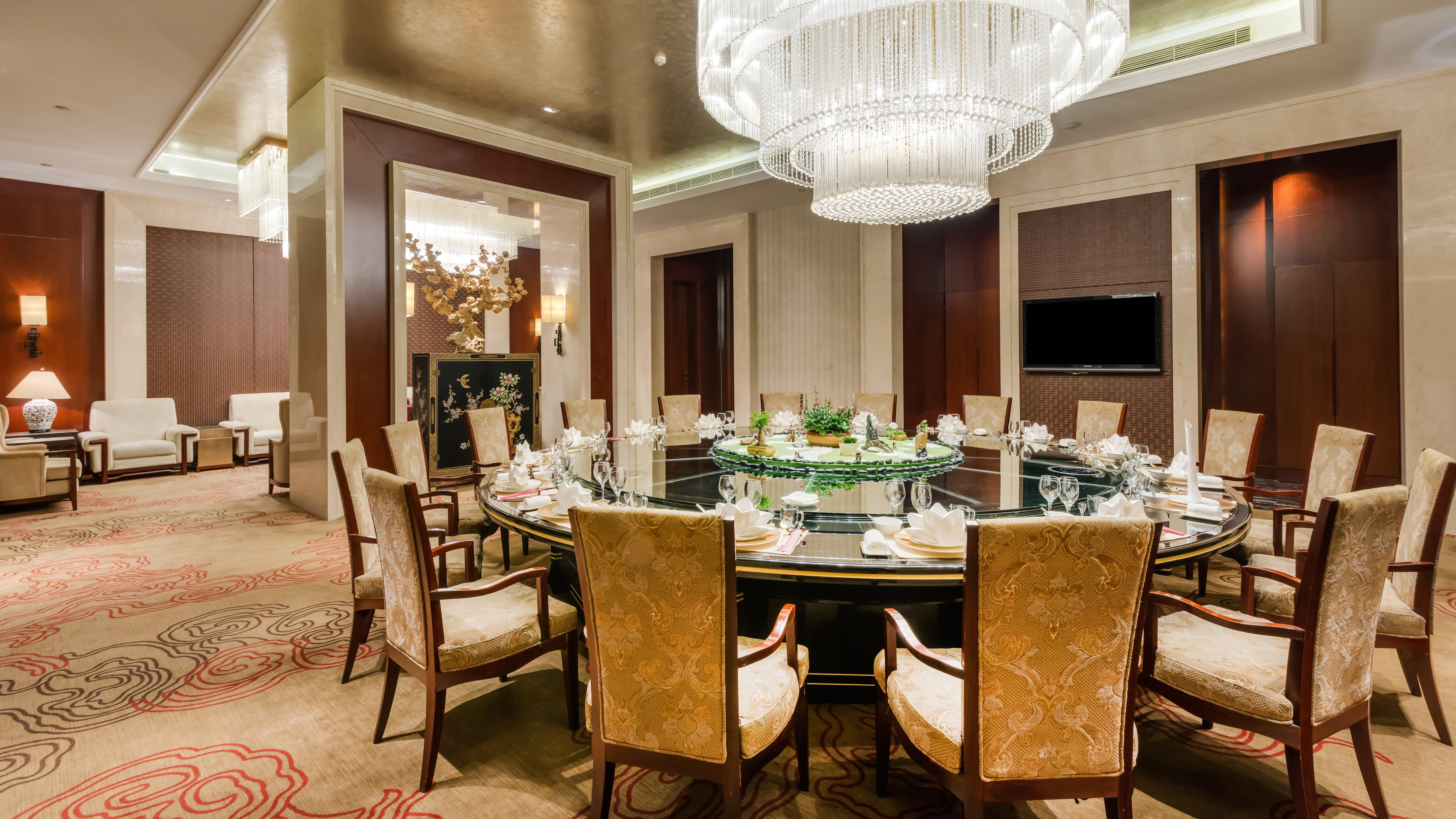 Crowne Plaza Xiangyang By Ihg Hotel Exterior photo